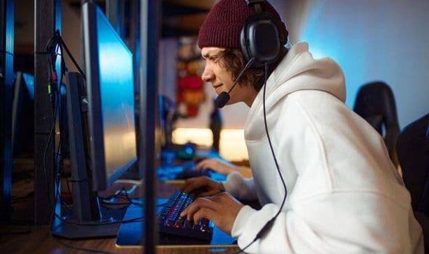 Young people abandon traditional jobs for roles with work/life balance top priority