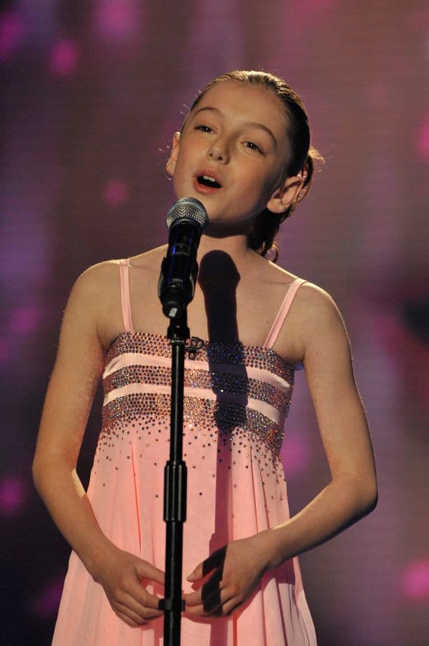 Hollie Steel