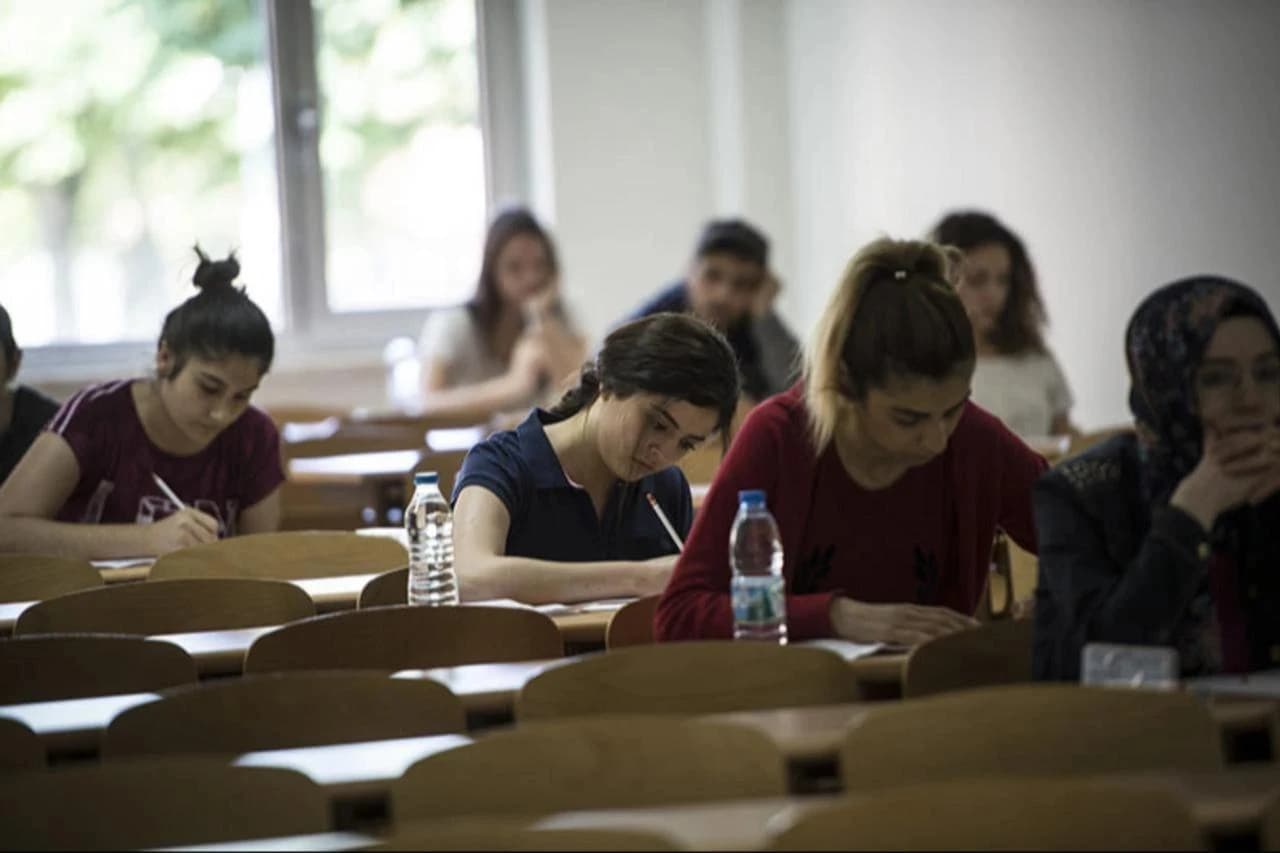 AI and Digital Careers: Türkiye's New Frontier for University Applicants