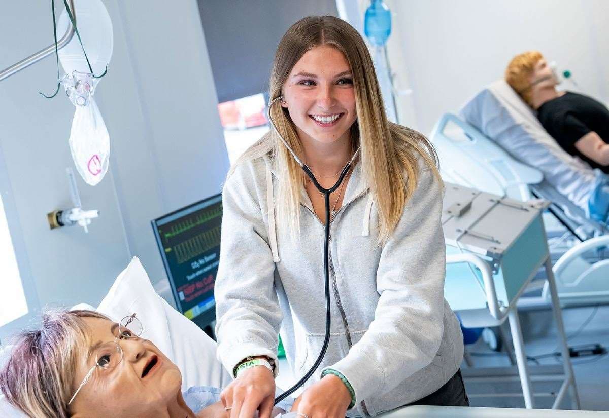 Empowering Future Healthcare Heroes: A Unique Taster Experience at King’s Lynn Campus