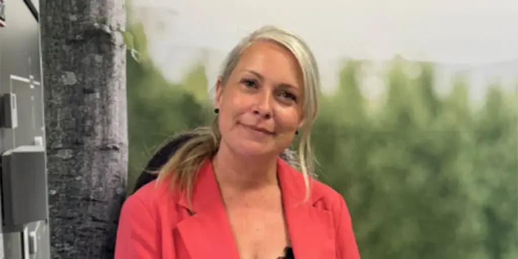 Claire Poole, STIEBEL ELTRON